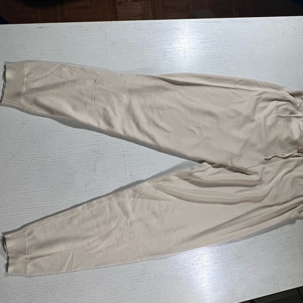 ❄️ Winter White, Cream knitted jogger pants w pockets, ribbed waist & ankles, 12